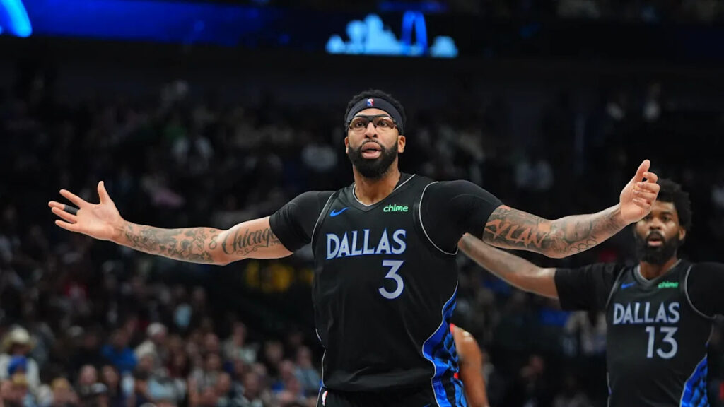 Anthony Davis trade rumors: Pistons, Hawks and Raptors among teams interested in Mavericks star