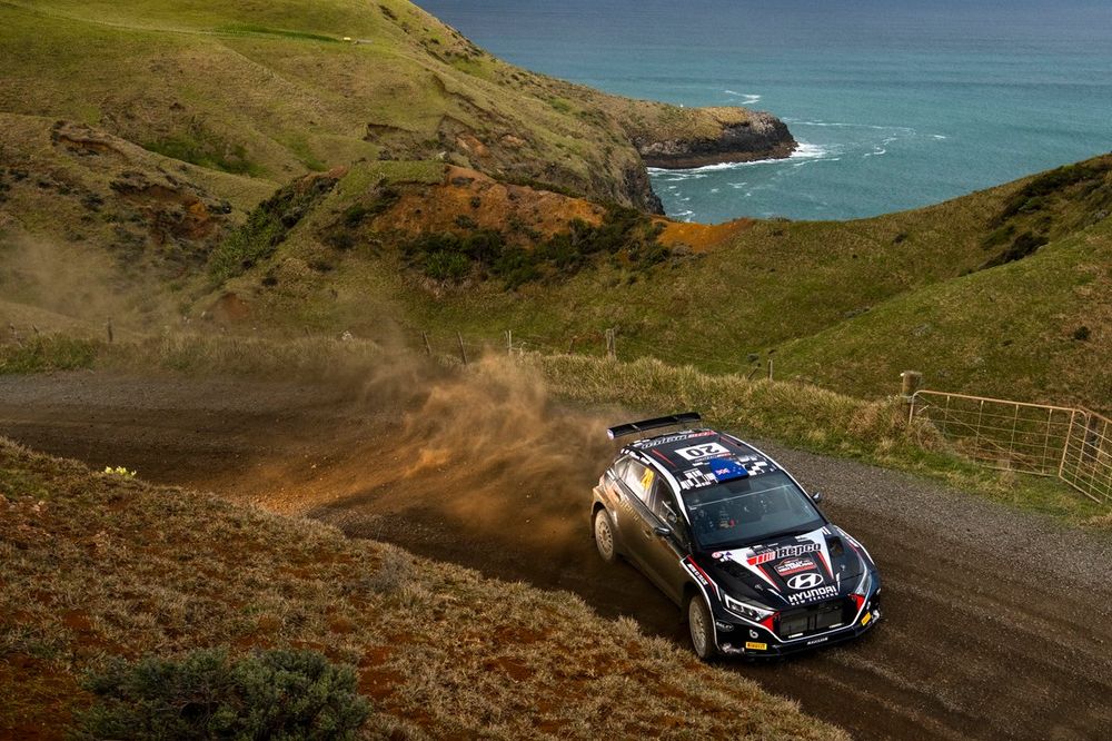 Hayden Paddon kept his ties with Hyundai through other series