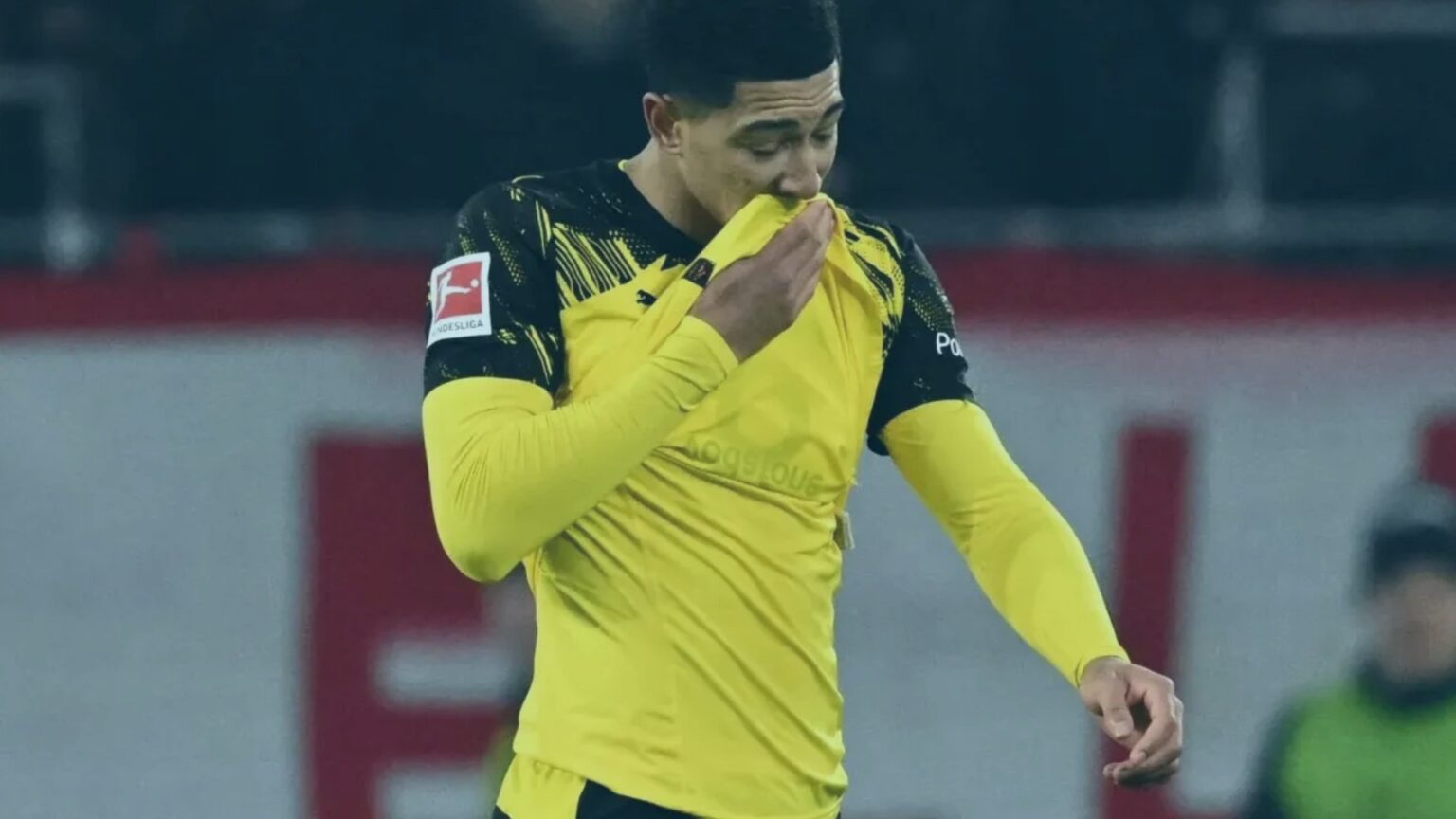 Jobe Bellingham sent off as nightmare Borussia Dortmund spell goes from bad to worse
