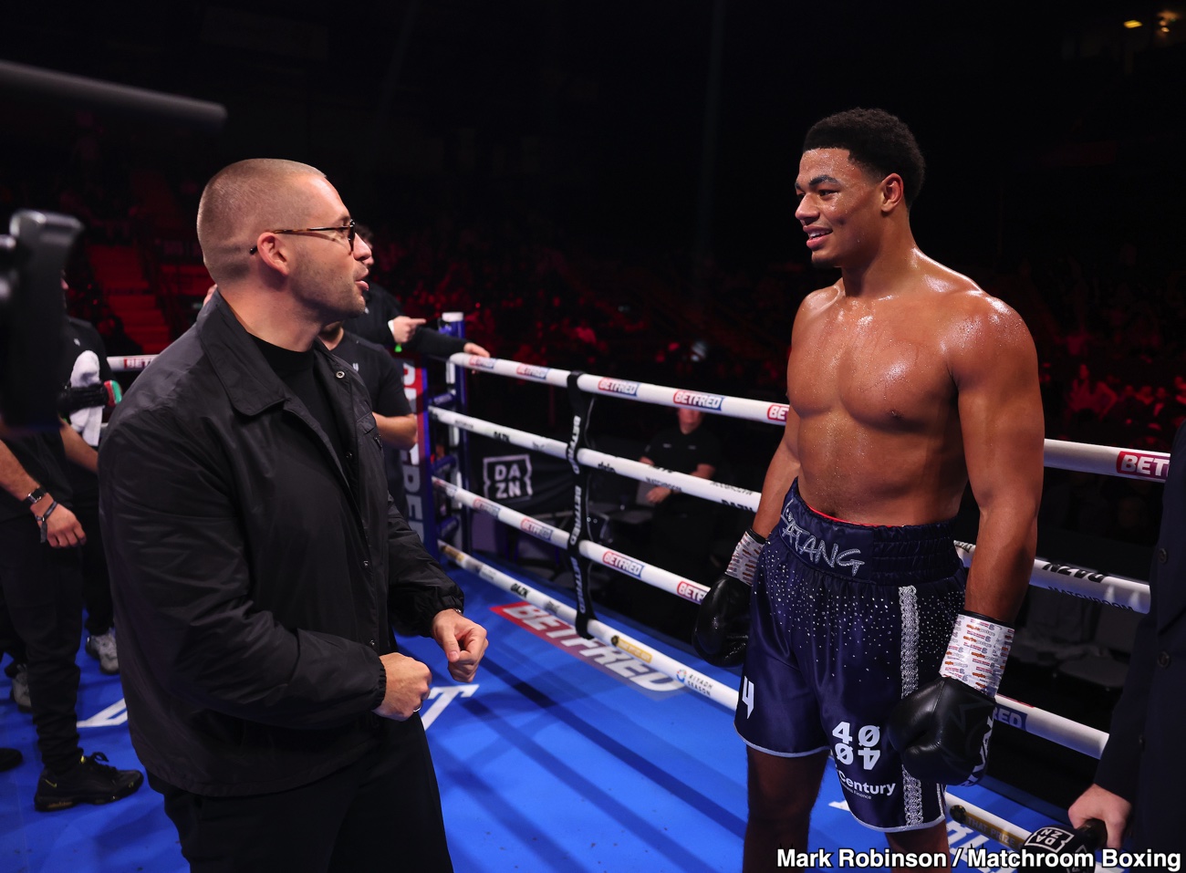 Image: Boxing Results: Leo Atang Stops Amine Boucetta in Three