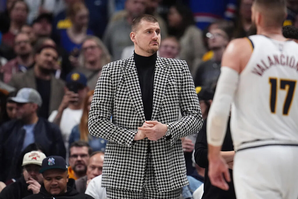 Nuggets’ Nikola Jokic listed as questionable and could return from knee injury vs. Clippers