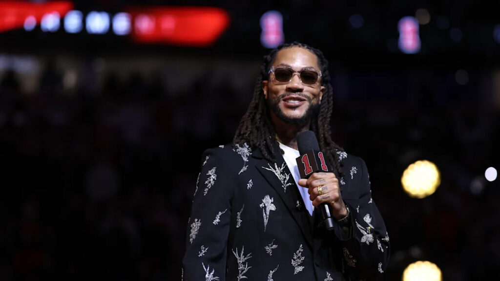 Watch Chicago legend Derrick Rose have Bull’s jersey retired