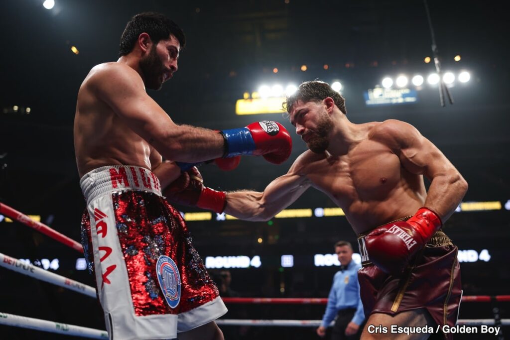 Oscar Duarte Sees Himself Running Over Richardson Hitchins