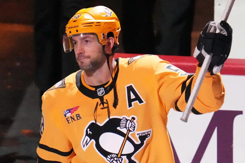 Longtime Penguins defenseman Kris Letang out at least a month due to fractured foot