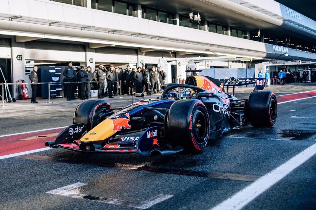 Hadjar crashes Red Bull’s new F1 car
