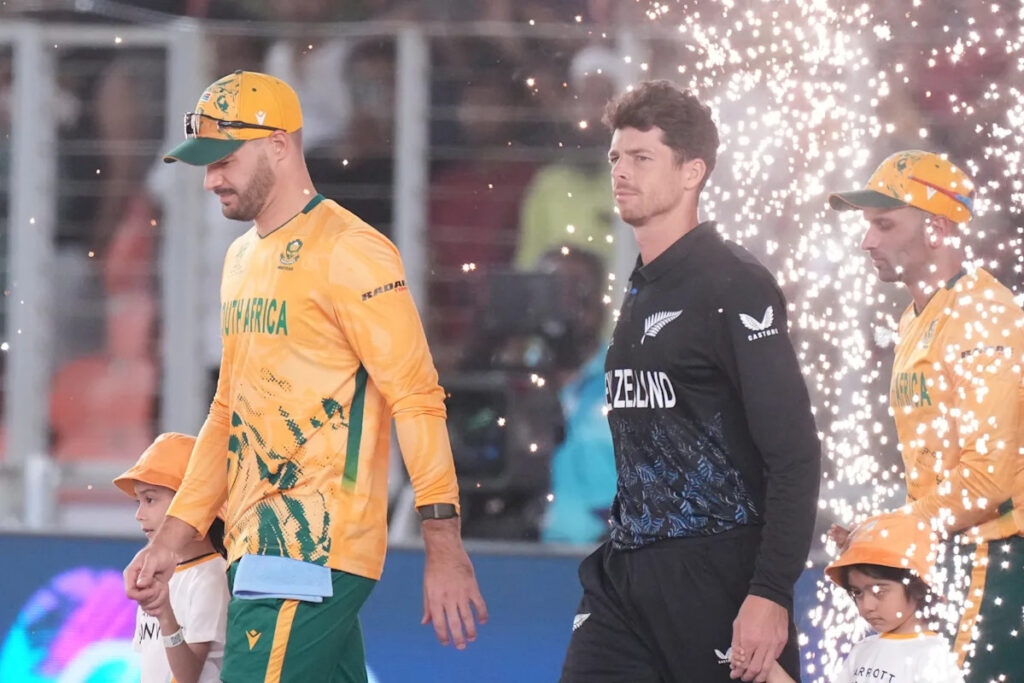 ‘Dodgy burger’ rules Santner out against Canada as New Zealand targets T20 World Cup Super 8s
