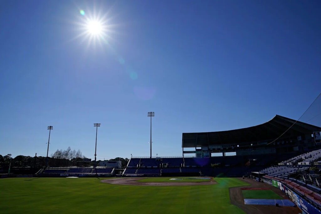 What are your favorite and least favorite things about spring training?