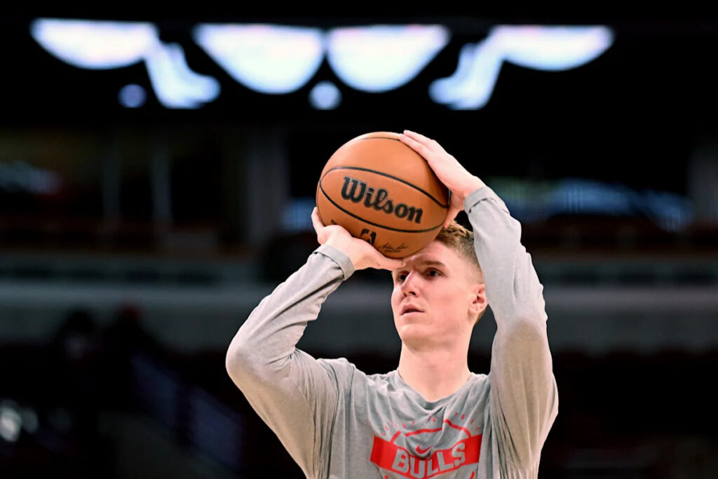 Pistons, Timberwolves and Bulls make three-team trade involving Kevin Huerter, Mike Conley, Jaden Ivey and Dario Šarić