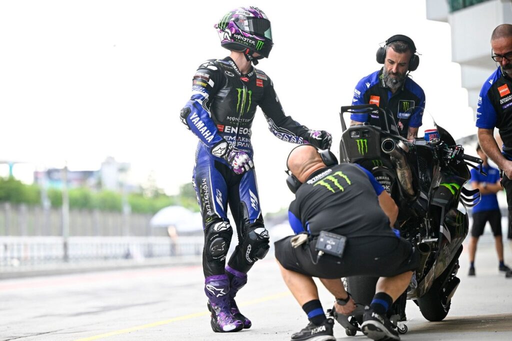 Yamaha halts Sepang MotoGP running while investigating M1 engine issue