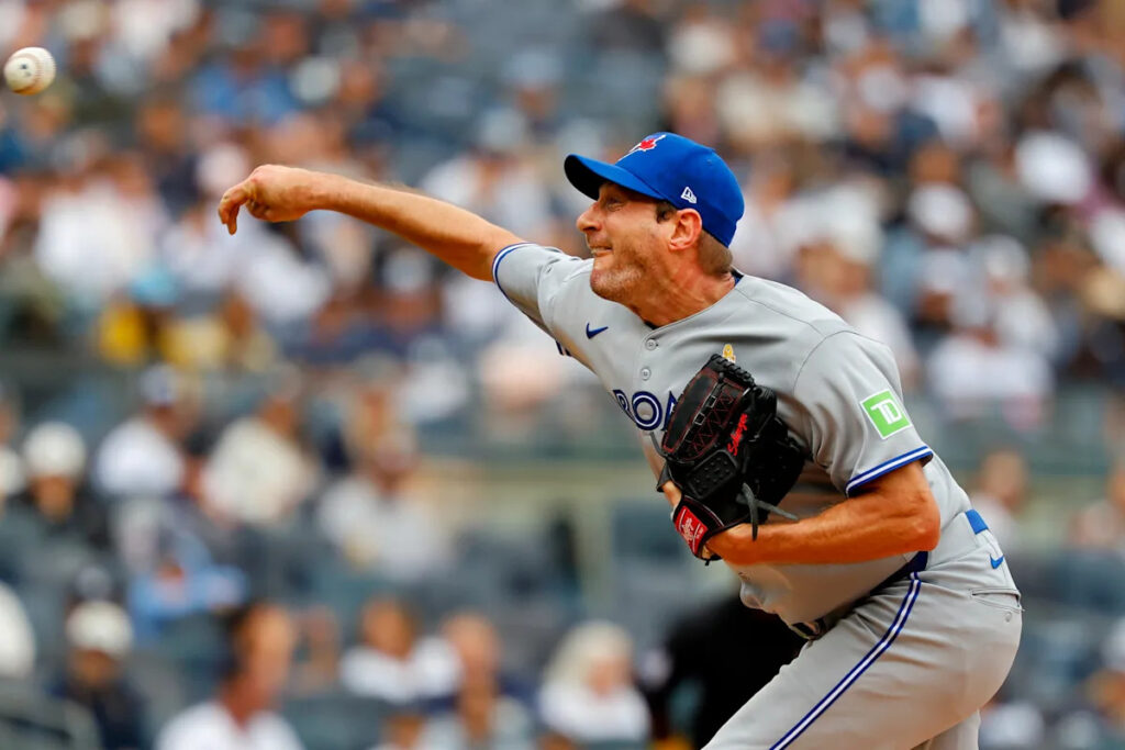 Max Scherzer re-signing with Blue Jays for 19th MLB season