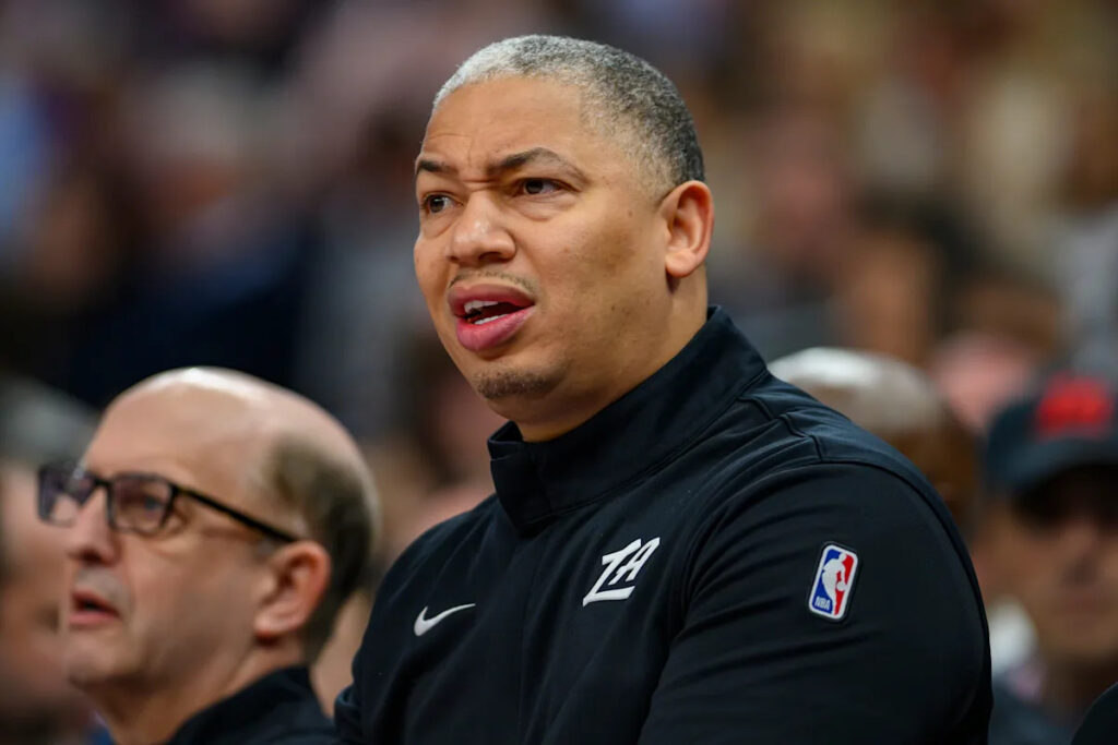 Clippers coach Tyronn Lue says team is ‘playing to win,’ following up on Kawhi Leonard remarks Clippers coach Tyronn Lue says team is ‘playing to win,’ following up on Kawhi Leonard remarks