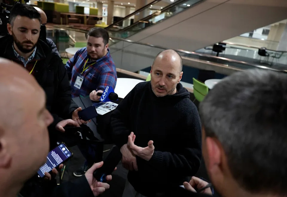 Brian Cashman talks to reporters Nov. 20. Jason Szenes for the NY Post