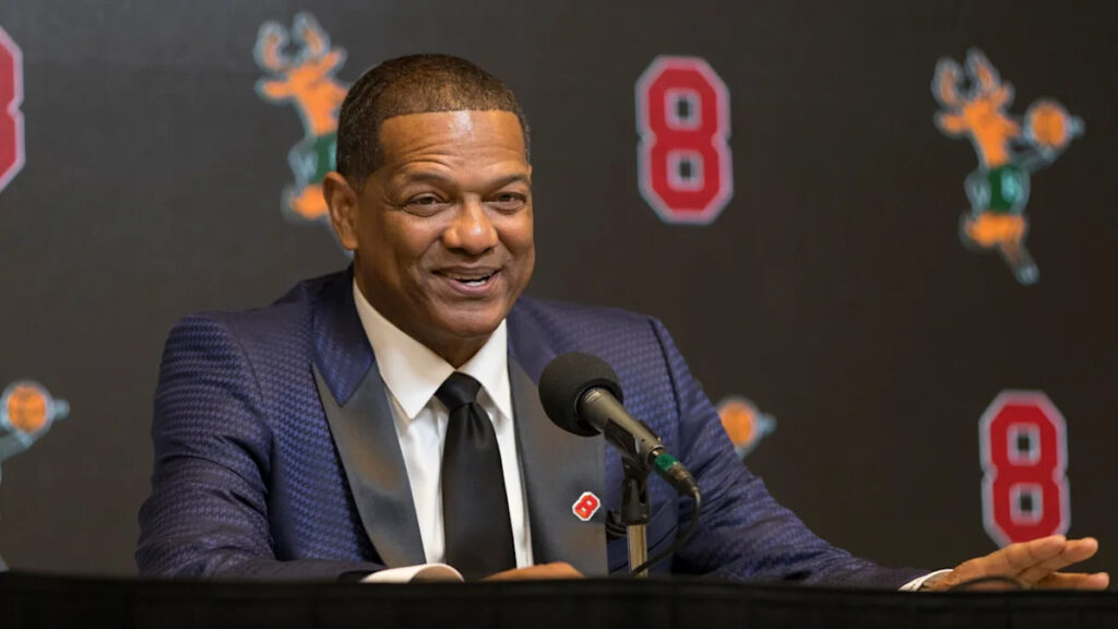 Former All-Star Marques Johnson still dunking at age 70