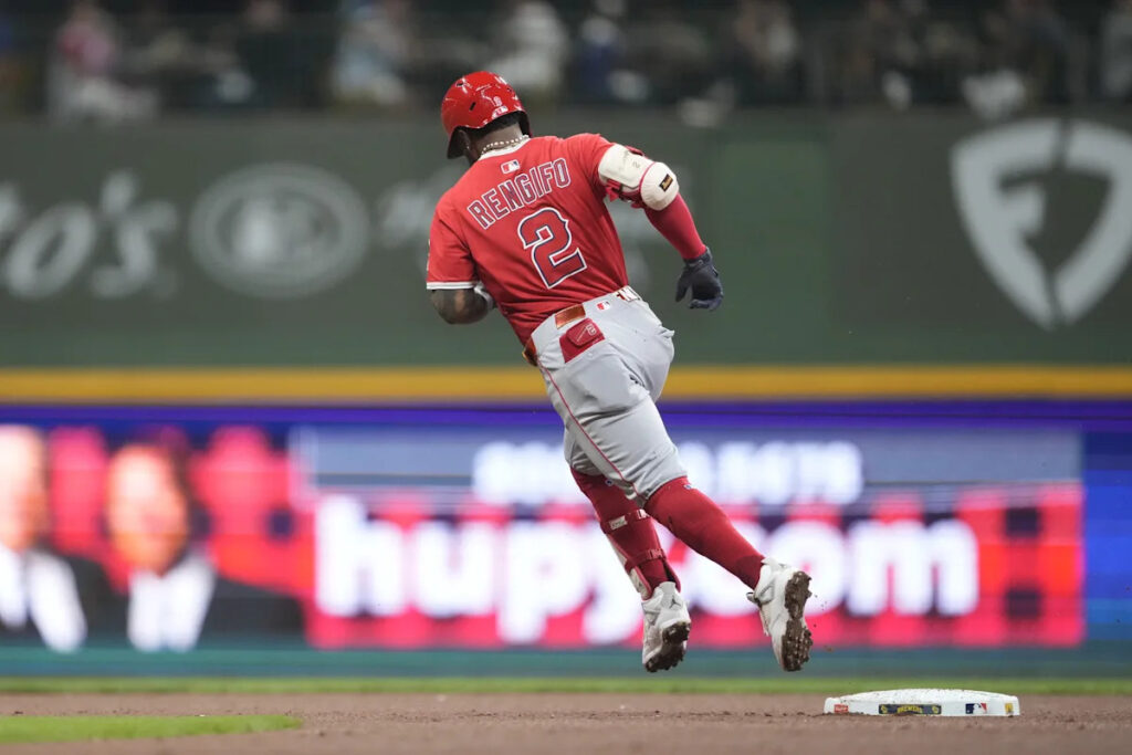 Brewers sign veteran Luis Rengifo to shore up infield depth Brewers sign veteran Luis Rengifo to shore up infield depth