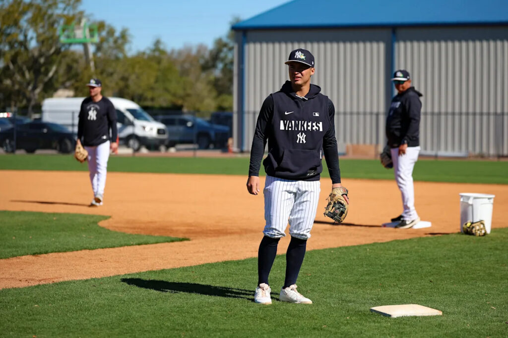 Yankees news: Volpe gets wisdom from an iconic Yankee shortstop Yankees news: Volpe gets wisdom from an iconic Yankee shortstop