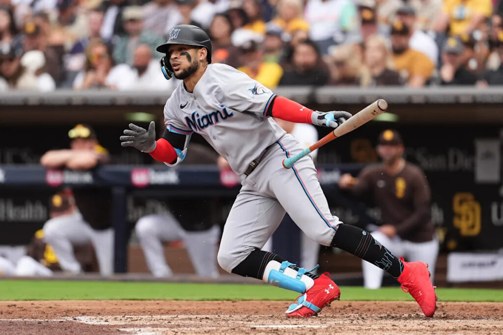 Rays acquire OF Victor Mesa Jr. from Miami Marlins