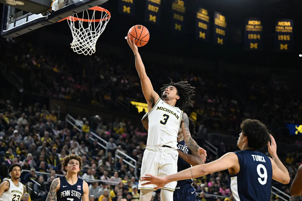 Burnett scores career-high 31, No. 2 Michigan routs Penn St 110-69 to reach school-record 21-1 mark