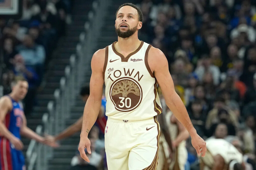 Stephen Curry won’t play in NBA All-Star game due to lingering knee injury