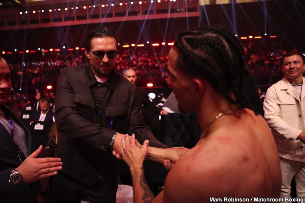 Is Oleksandr Usyk Following in Floyd Mayweather’s Footsteps?