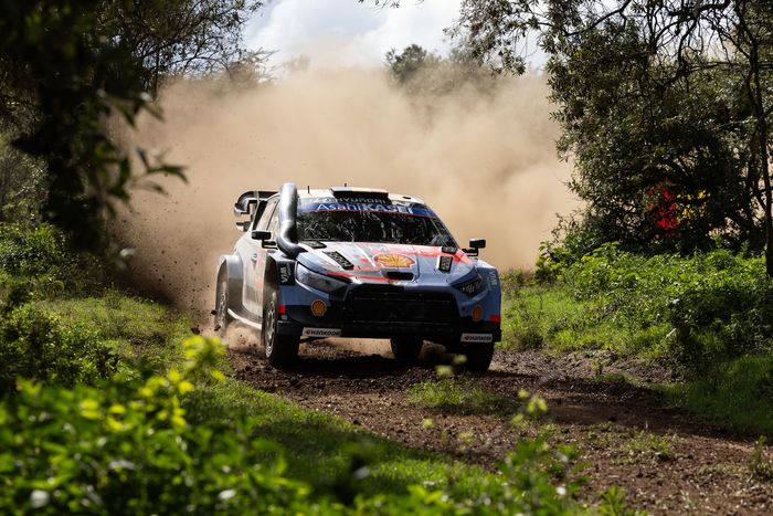 Thierry Neuville, Martijn Wydaeghe, Hyundai Shell Mobis World Rally Team Hyundai i20 N Rally1