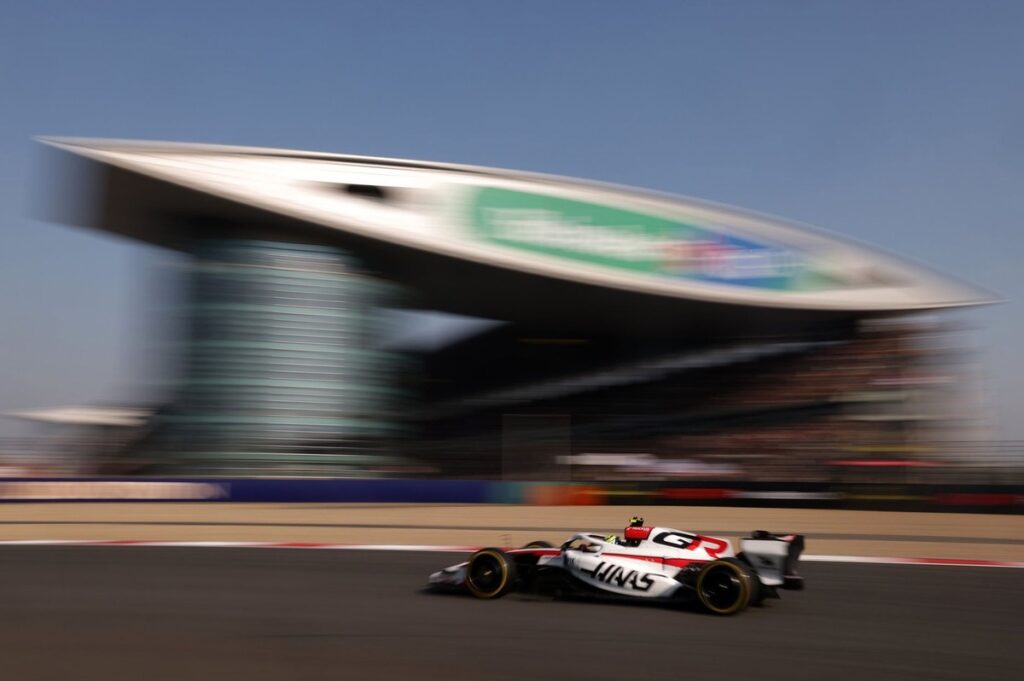 Why Bearman believes Haas has “great baseline” with F1 2026 race pace Why Bearman believes Haas has “great baseline” with F1 2026 race pace