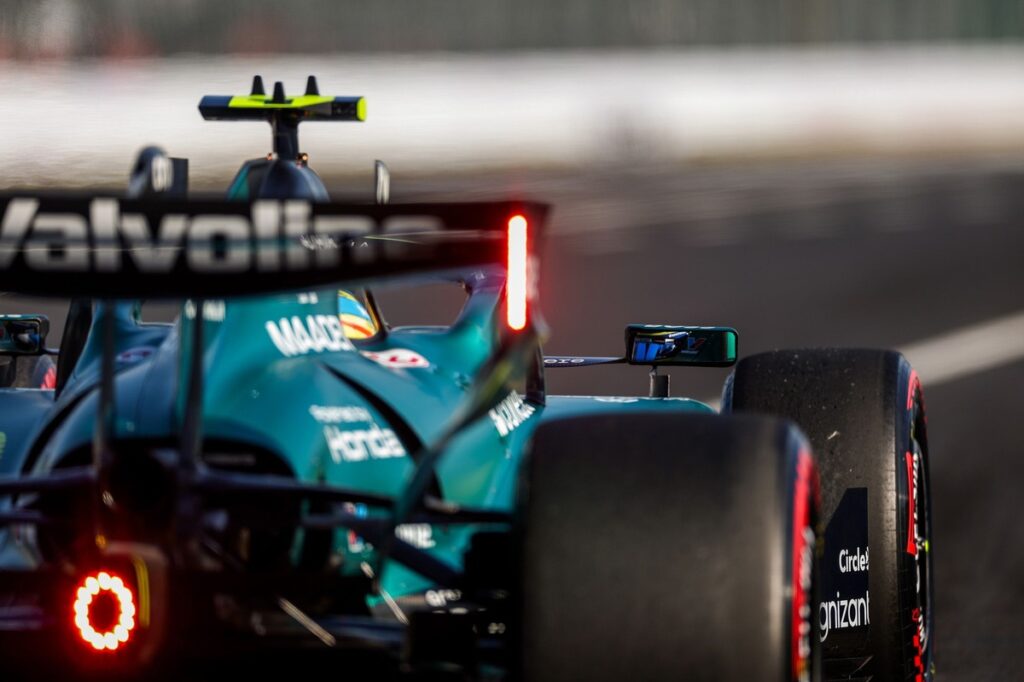 Why Aston Martin must “take the positives” from its modest Japanese GP progress