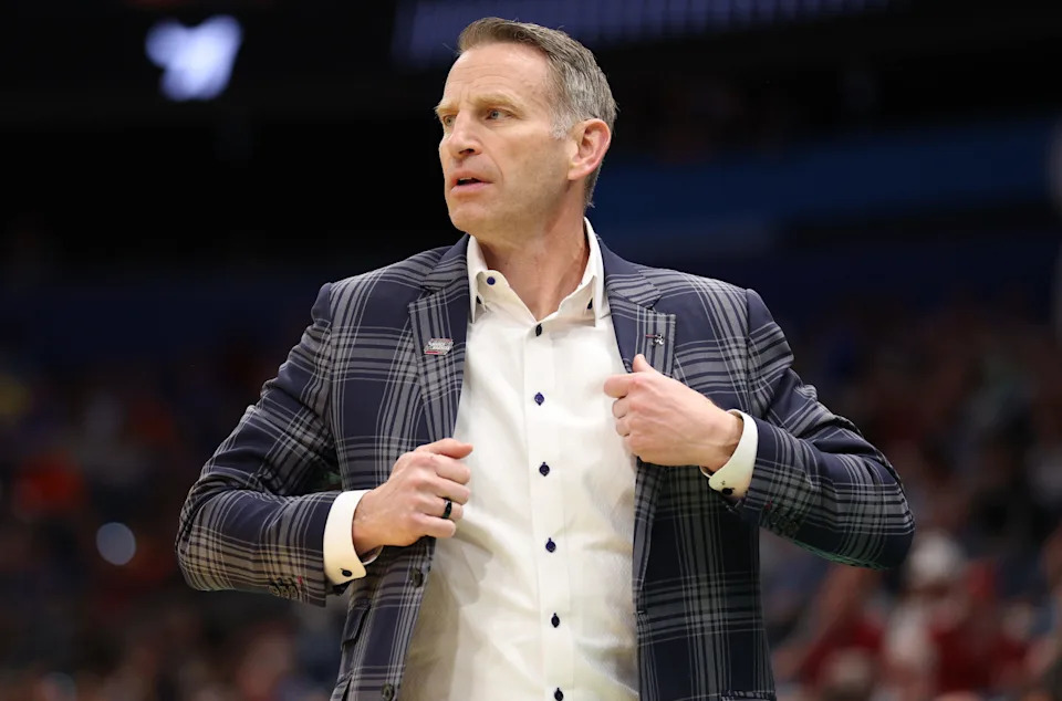 Alabama Crimson Tide head coach Nate Oats looks on against the Texas Tech Red Raiders in the first half during a second round game of the men's 2026 NCAA Tournament at Benchmark International Arena.