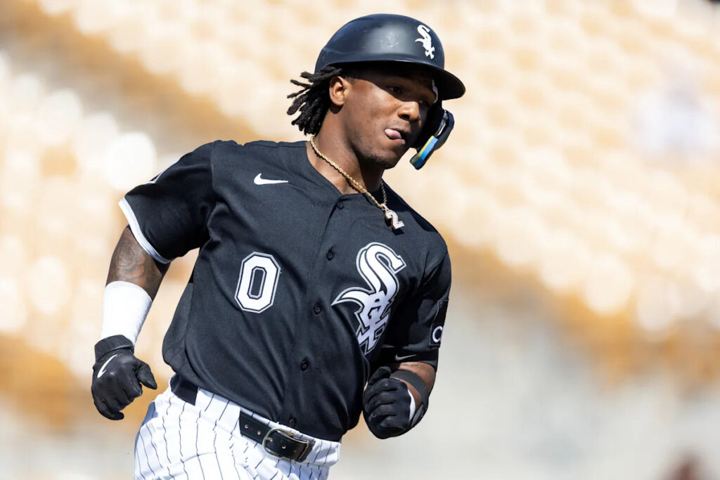 Thunderbolts and blunders, White Sox fall 6-5 to the Giants Thunderbolts and blunders, White Sox fall 6-5 to the Giants