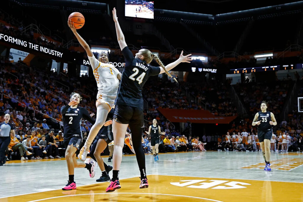 Mikayla Blakes’ 34 points lead No. 5 Vanderbilt past Tennessee 87-77 Mikayla Blakes’ 34 points lead No. 5 Vanderbilt past Tennessee 87-77
