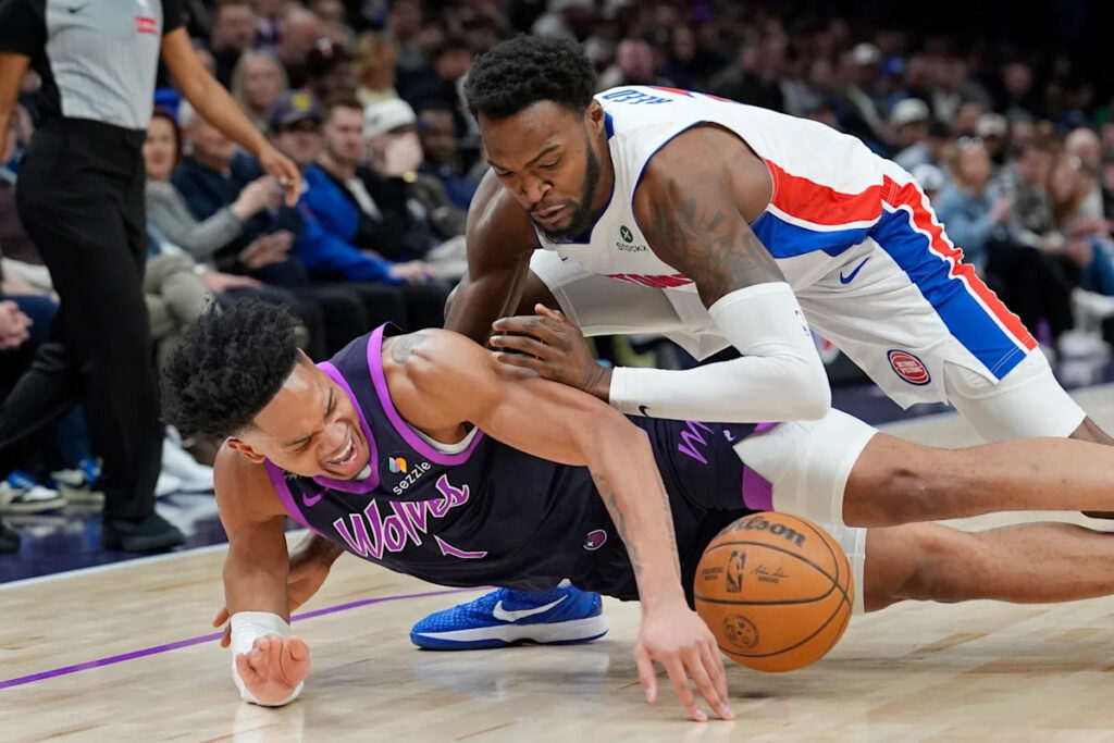 Harris scores 18, Pistons tighten grip on top seed in the East with a 109-87 win over Minnesota Harris scores 18, Pistons tighten grip on top seed in the East with a 109-87 win over Minnesota