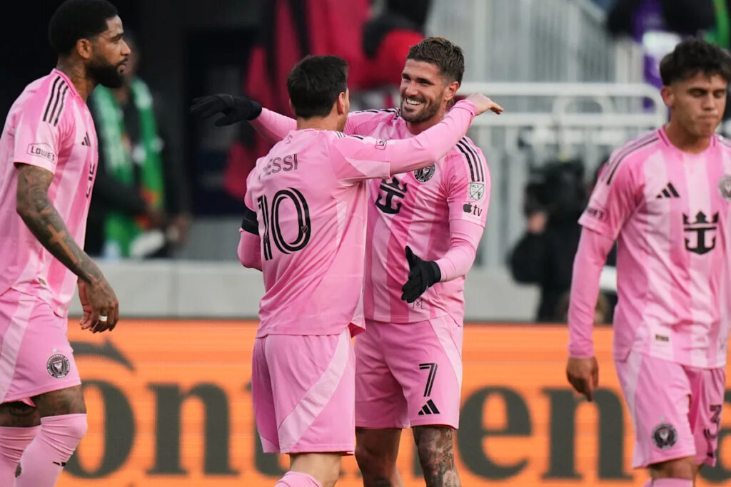 Messi lifts Inter Miami past D.C. United 2-1 before 72,026 in Baltimore