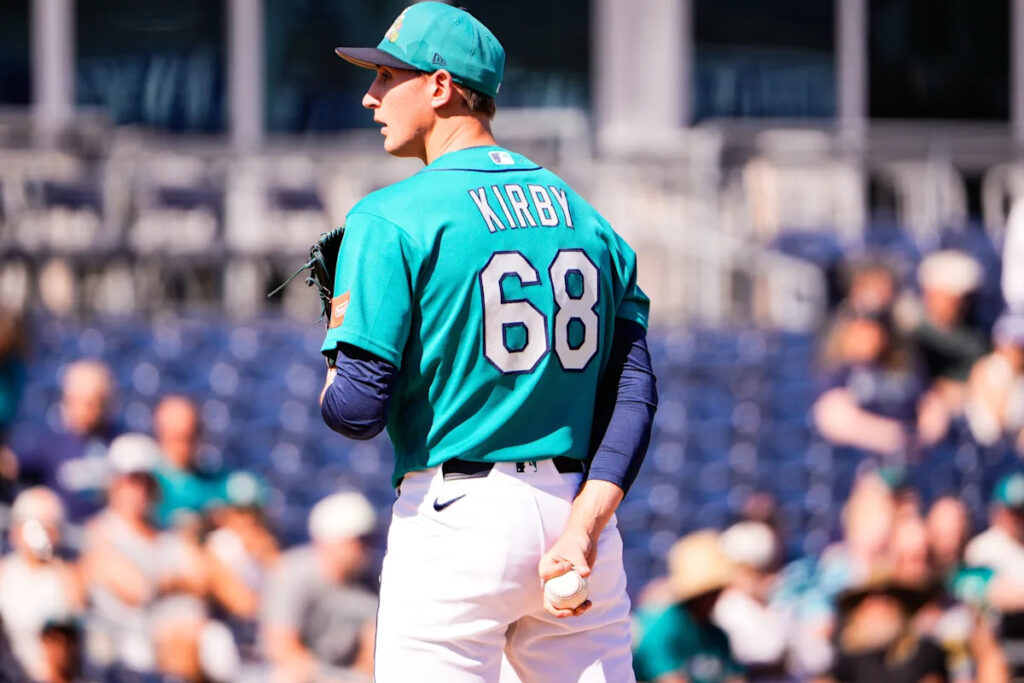 George Kirby has a new toy, and hitters should be scared George Kirby has a new toy, and hitters should be scared