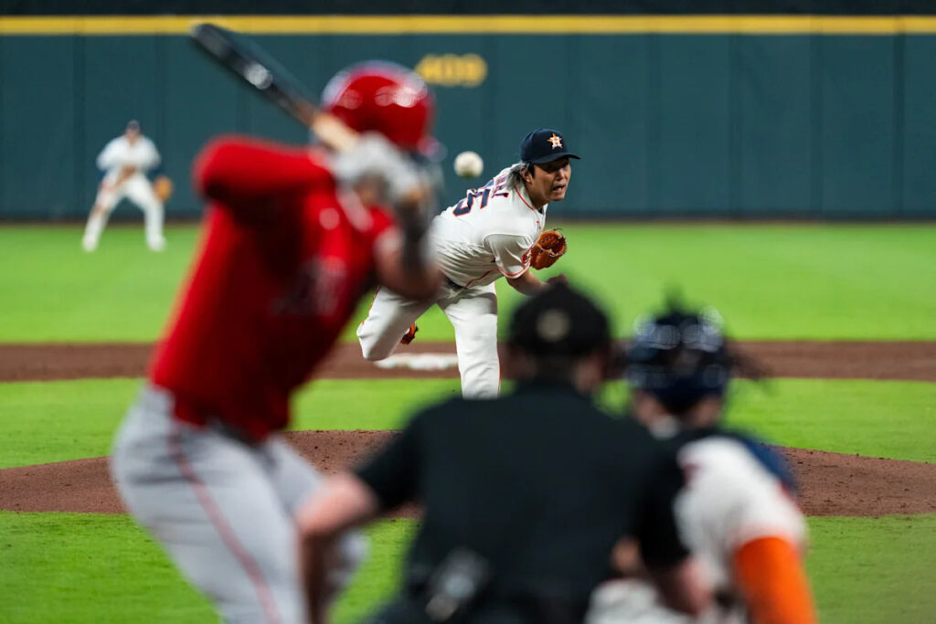 Early returns from MLB’s ABS era: Fans like it, Mike Trout is good at it, and we’ve seen our first robo-ejection Early returns from MLB’s ABS era: Fans like it, Mike Trout is good at it, and we’ve seen our first robo-ejection