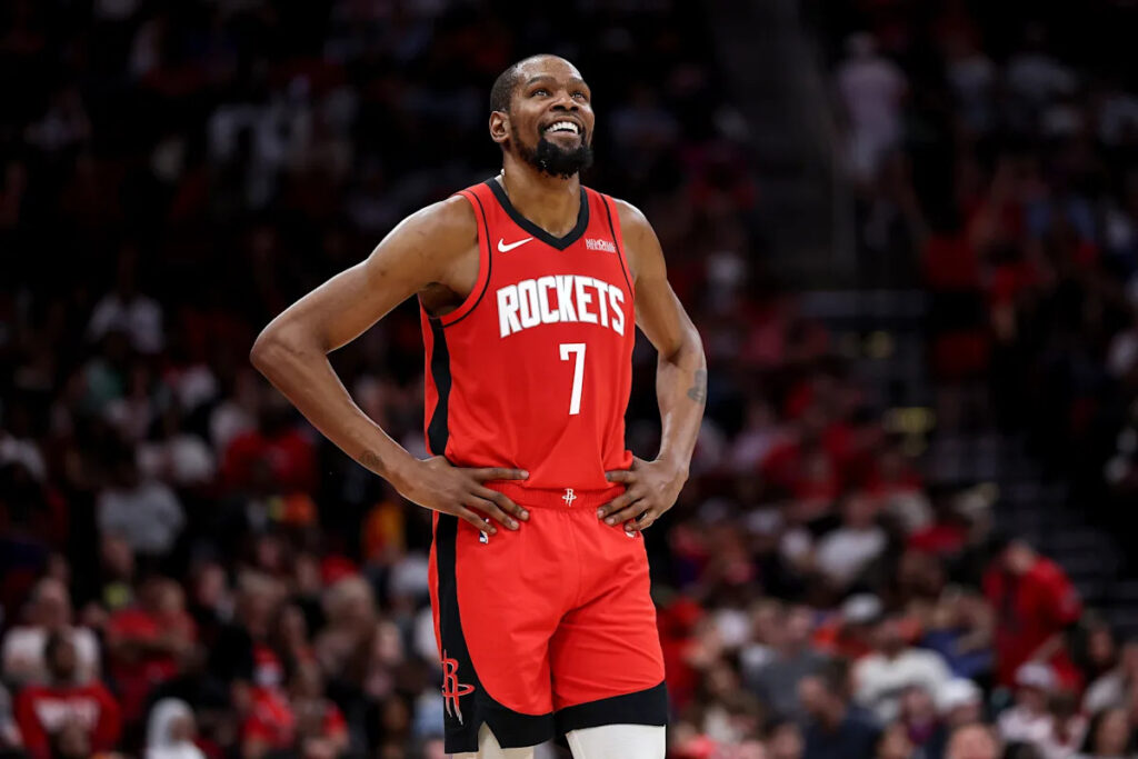 Kevin Durant passes Michael Jordan for fifth on NBA’s all-time scoring list Kevin Durant passes Michael Jordan for fifth on NBA’s all-time scoring list