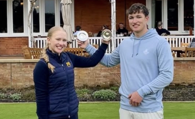 Teenage duo claim Sunningdale Foursomes title Teenage duo claim Sunningdale Foursomes title