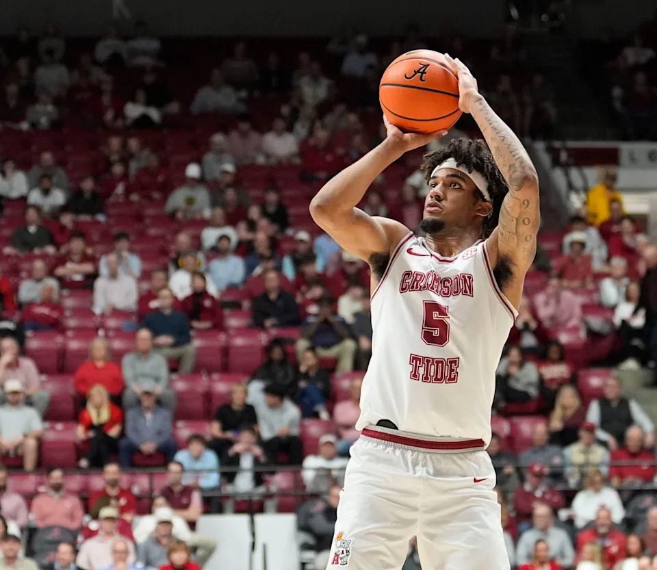 Alabama forward Amari Allen (5) shoots a three against Mississippi State at Coleman Coliseum.
