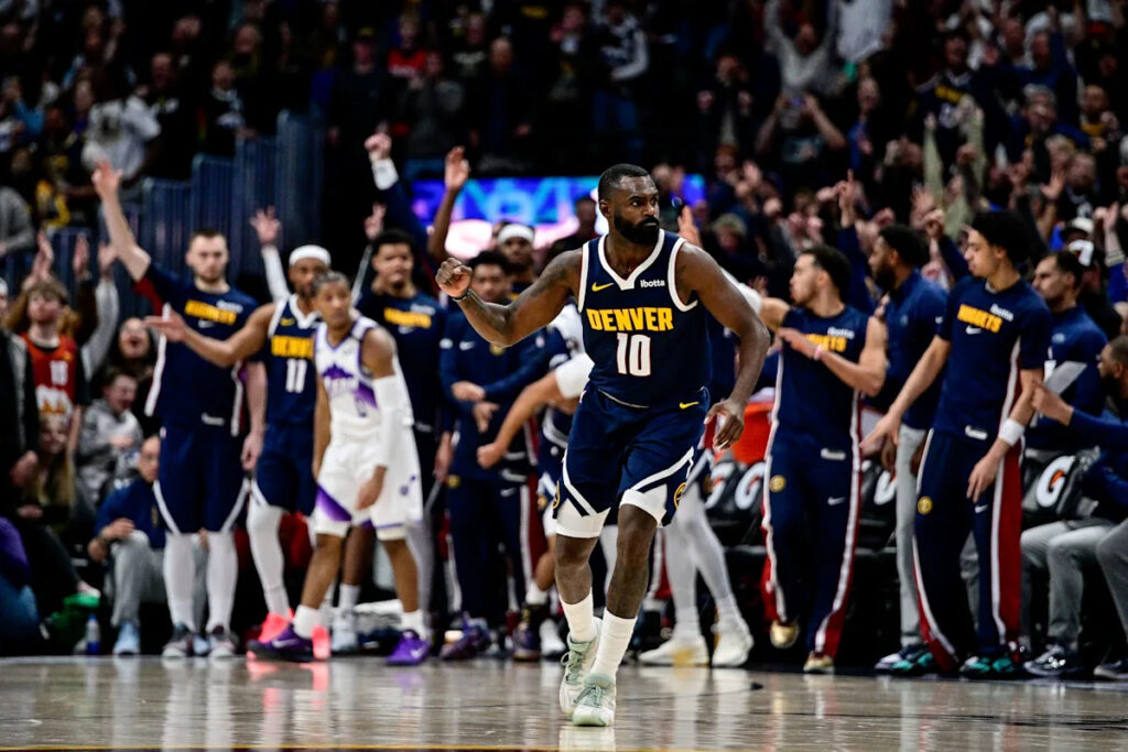 Where to watch Golden State Warriors vs. Denver Nuggets: Live stream, start time, TV channel, odds for Sunday, March 29 Where to watch Golden State Warriors vs. Denver Nuggets: Live stream, start time, TV channel, odds for Sunday, March 29