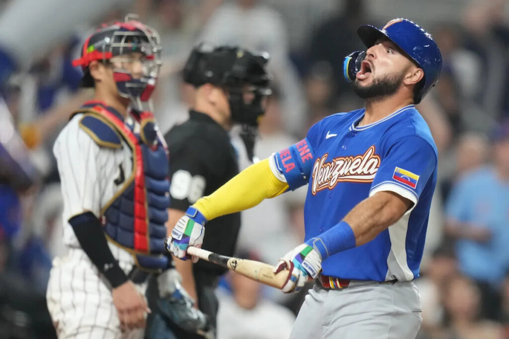 Venezuela rallies to beat Shohei Ohtani and defending champ Japan 8-5, advance to WBC semis Venezuela rallies to beat Shohei Ohtani and defending champ Japan 8-5, advance to WBC semis