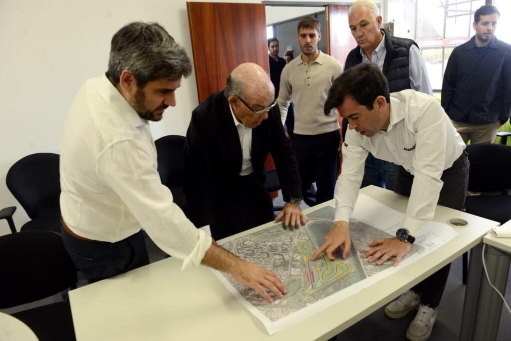 MotoGP chiefs visit Buenos Aires construction site ahead of 2027 Argentina GP MotoGP chiefs visit Buenos Aires construction site ahead of 2027 Argentina GP