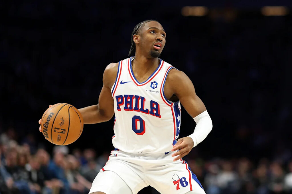 Sixers star Tyrese Maxey suffers apparent hand injury in final moments of loss to Hawks that requires X-rays