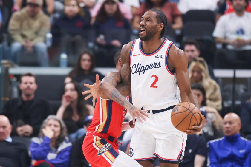 Clippers end losing streak with win over the Pelicans Clippers end losing streak with win over the Pelicans