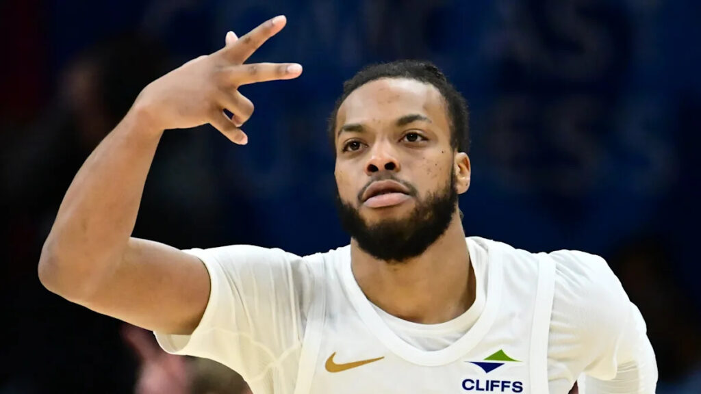 Darius Garland reportedly will make his Clippers debut Monday vs. Warriors Darius Garland reportedly will make his Clippers debut Monday vs. Warriors