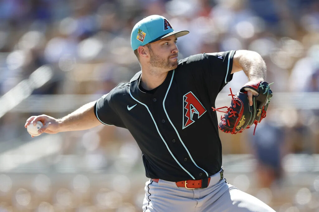 Which Diamondbacks’ players are early Spring Standouts? Which Diamondbacks’ players are early Spring Standouts?