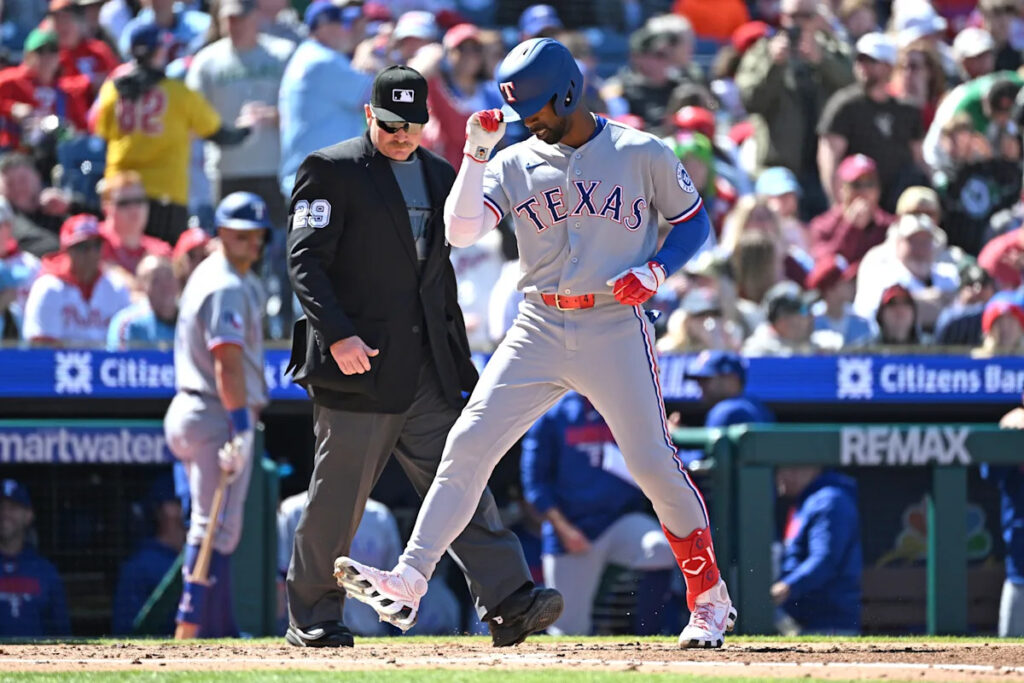 2-1 – Newcomers help Rangers to 8-3 victory over Phillies 2-1 – Newcomers help Rangers to 8-3 victory over Phillies