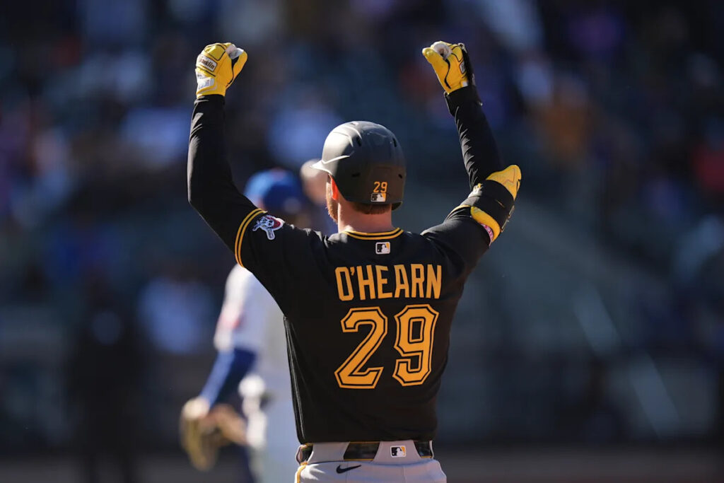 O’Hearn and Davis help the Pirates hold off the Mets 4-3 in 10 innings for their 1st win