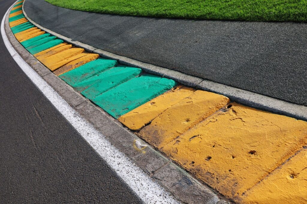 The qualifying challenge and chaos teams face at Australian GP’s Albert Park