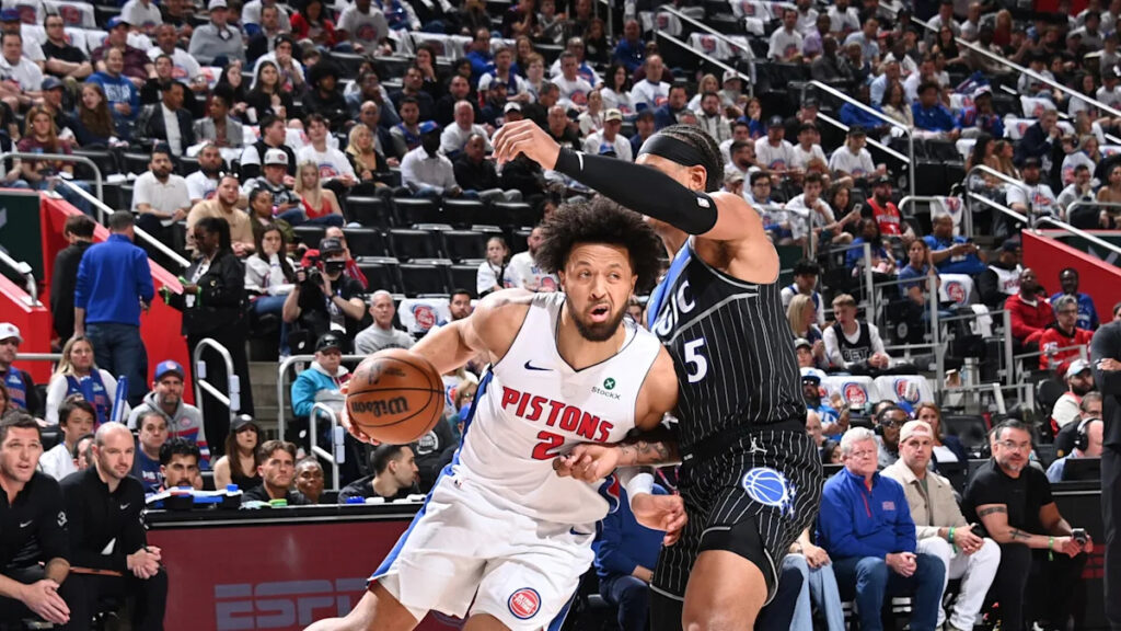 Pistons bring the defense all game, then pull away from Magic in third quarter to get win, tie series