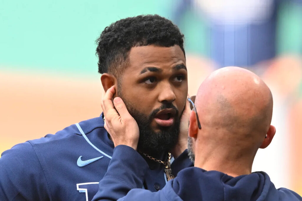 Rays star Junior Caminero leaves win over Guardians early after taking foul ball to the jaw