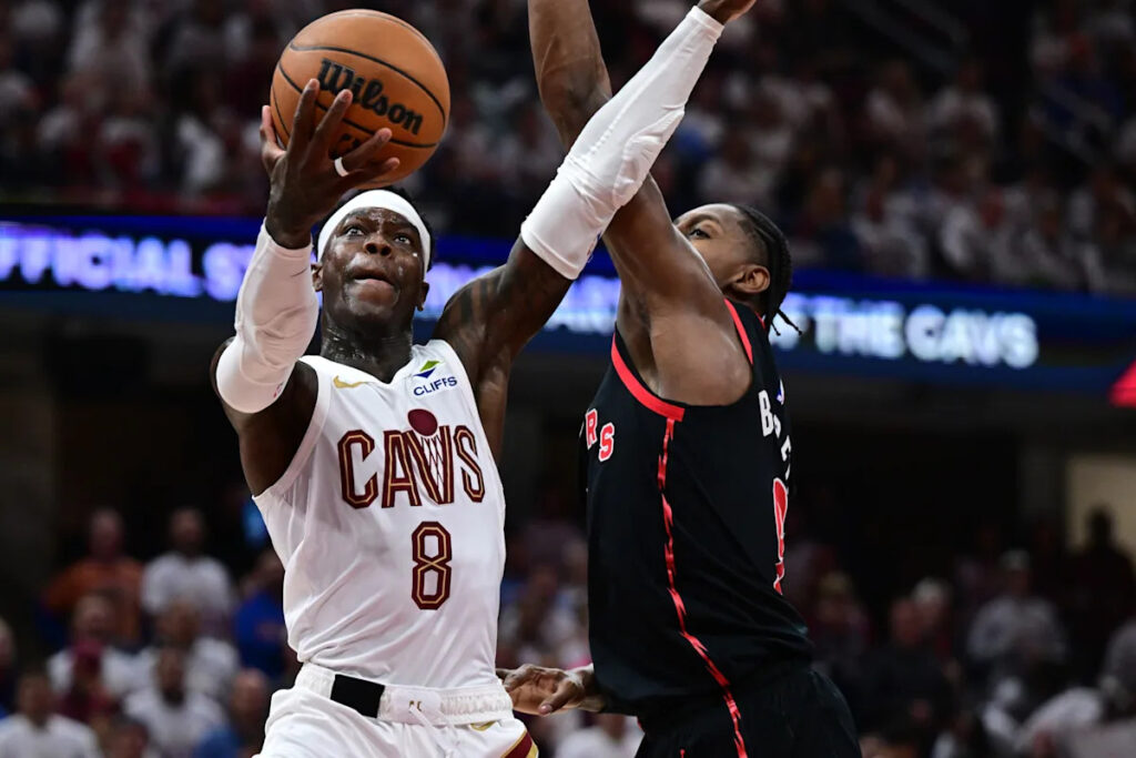 Schroder’s halftime speech, 11 points in 4th quarter spark Cavaliers to victory over Raptors