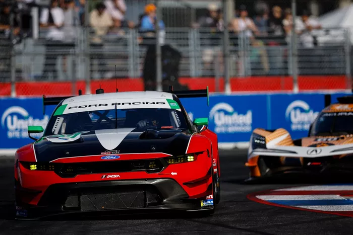 #16 Myers Riley Motorsports Ford Mustang GT3: Sheena Monk, Felipe Fraga, Valentin Hasse Clot